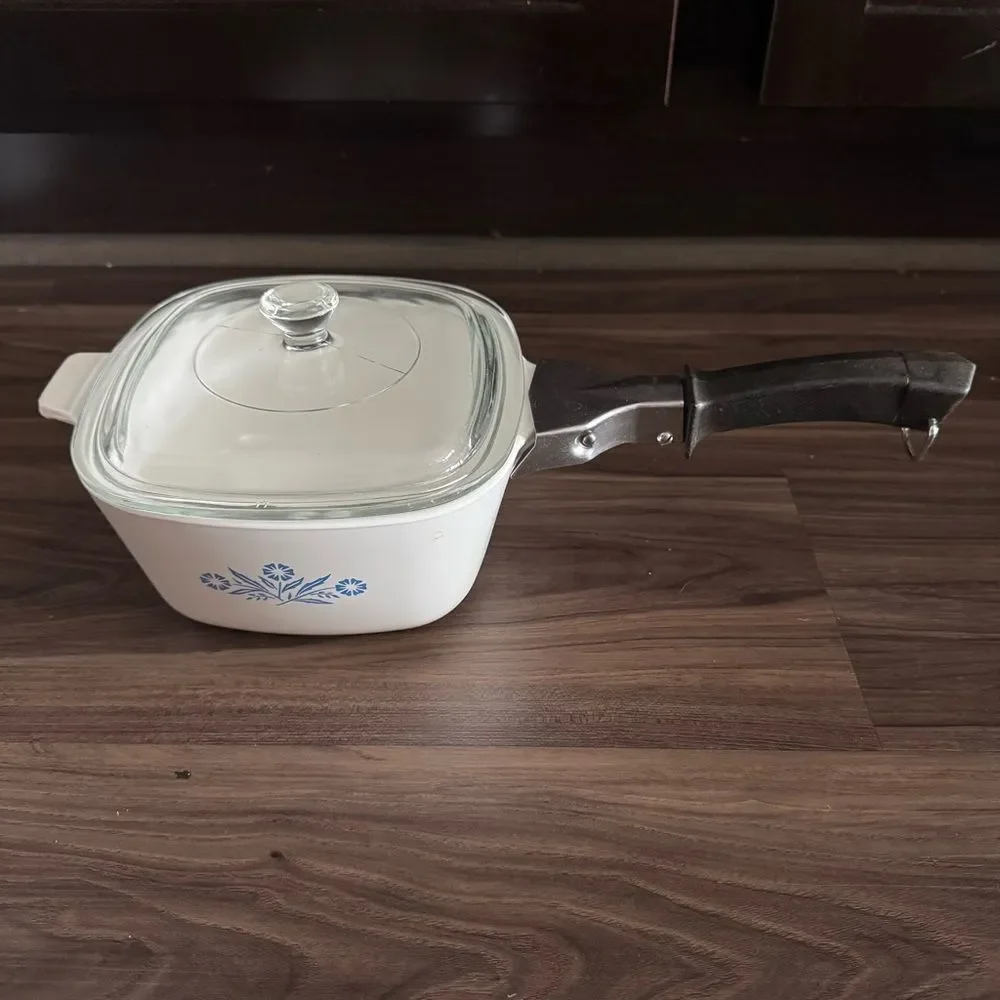 Vintage Corning Ware Cornflower Blue Baking & Cookware 8 Piece Set Lids & Handle